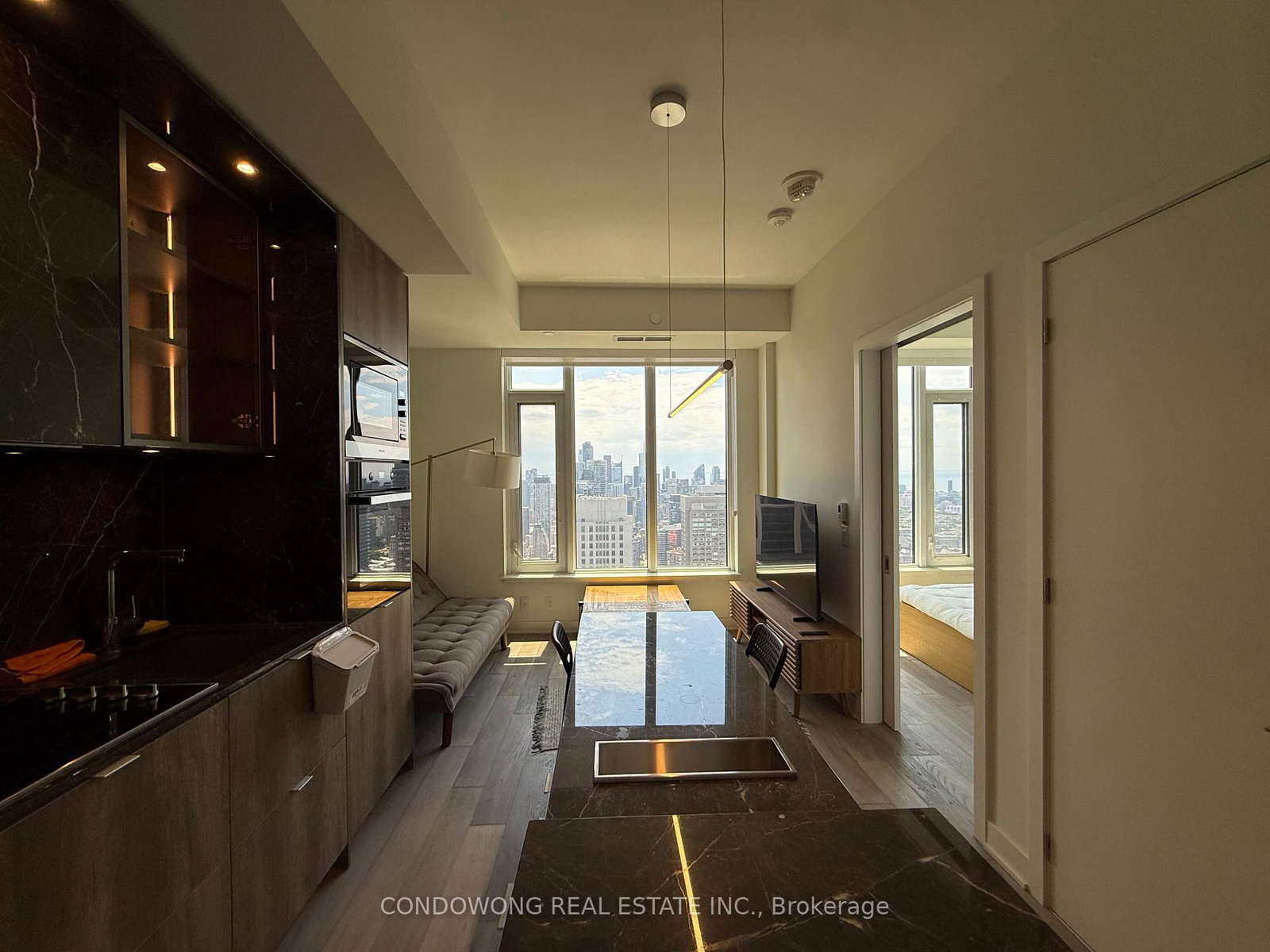 11-yorkville-avenue-toronto-ontario-c13453568