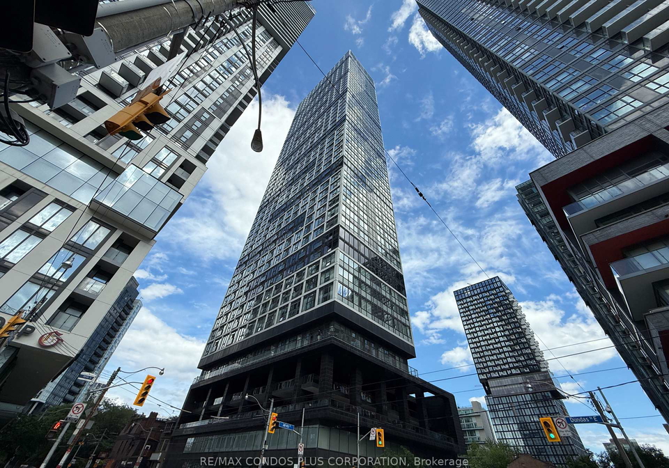 181-dundas-street-e-toronto-ontario-c13453602