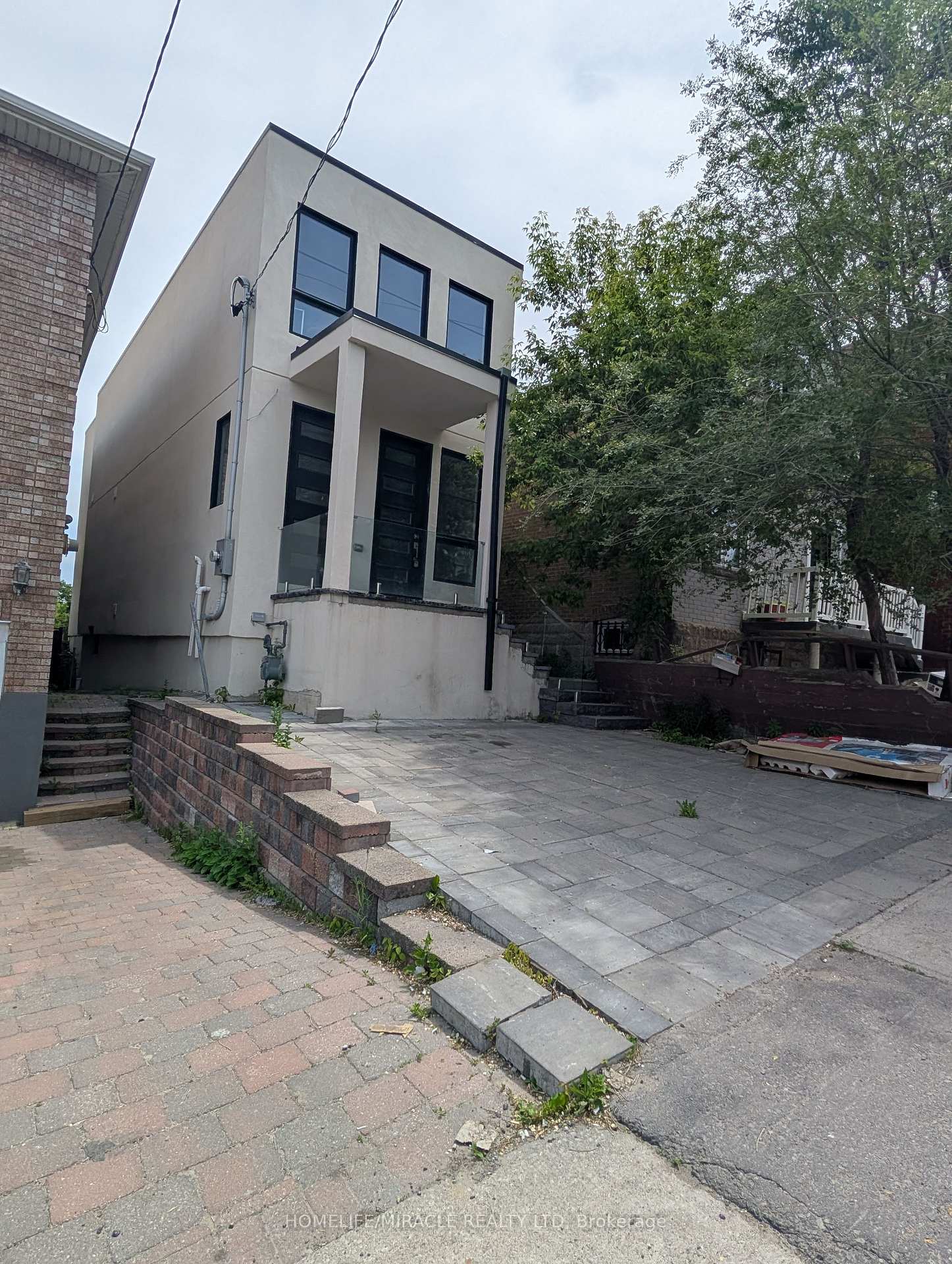 2099-a-dufferin-street-toronto-ontario-c13453714