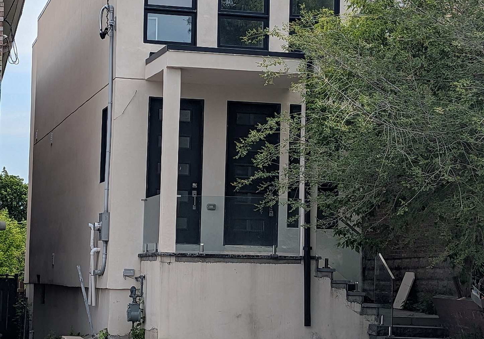 2099-a-dufferin-street-toronto-ontario-c13453714