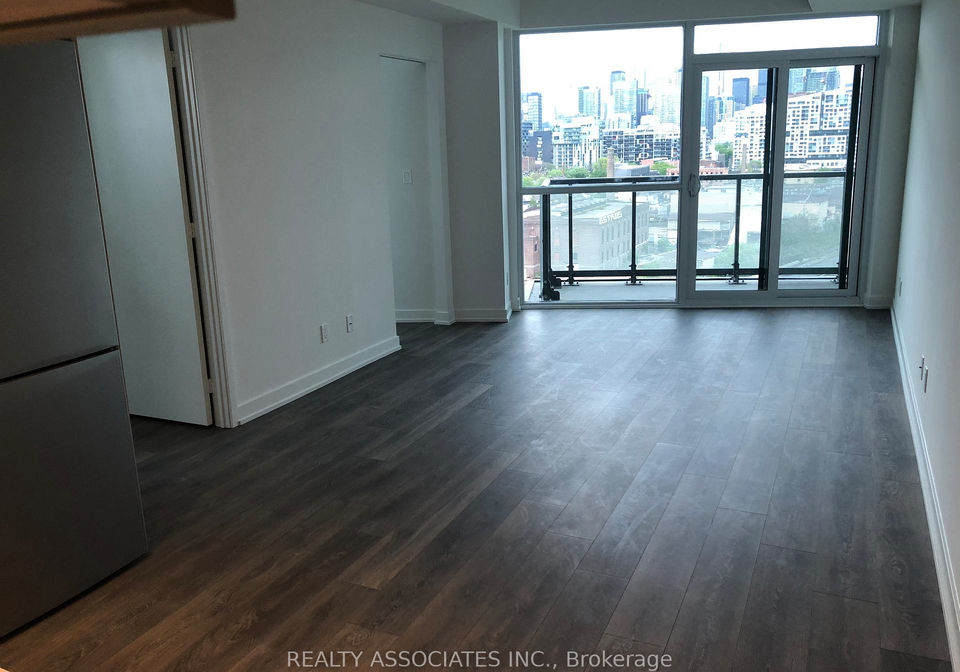 30-ordnance-street-toronto-ontario-c13453784