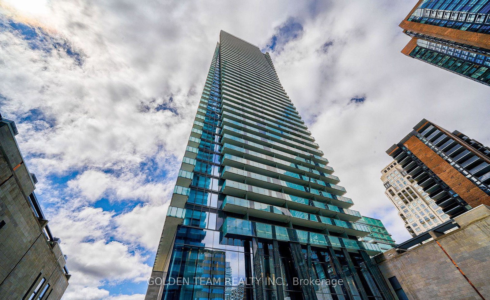 65-st-mary-street-toronto-ontario-c13453886