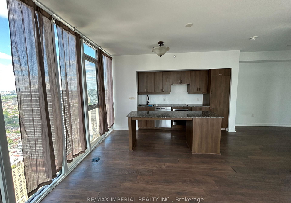 426-university-avenue-toronto-ontario-c13454022