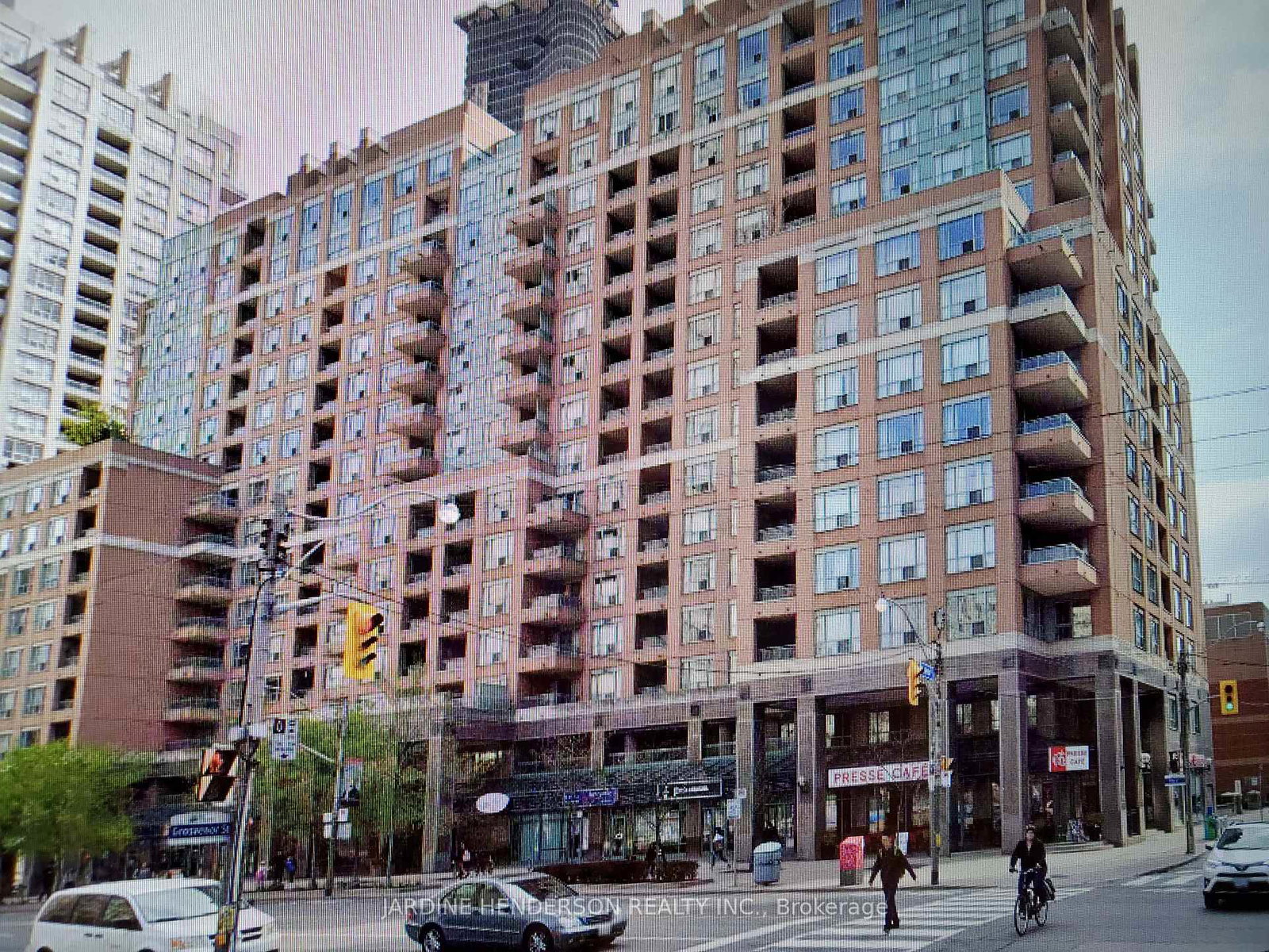 887-bay-street-toronto-ontario-c13454052