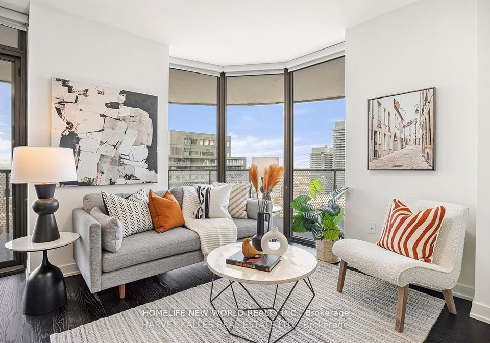 11-wellesley-street-w-toronto-ontario-c13454328