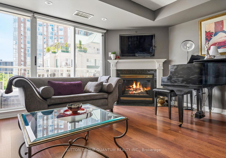 18-concorde-place-north-york-ontario-c13454354