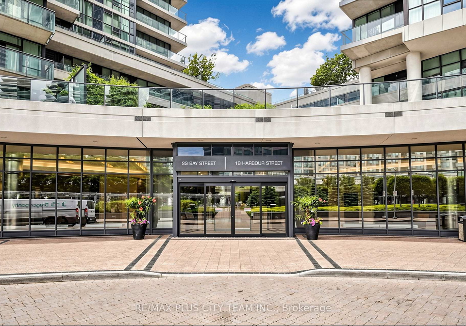 18-harbour-street-toronto-ontario-c13454378