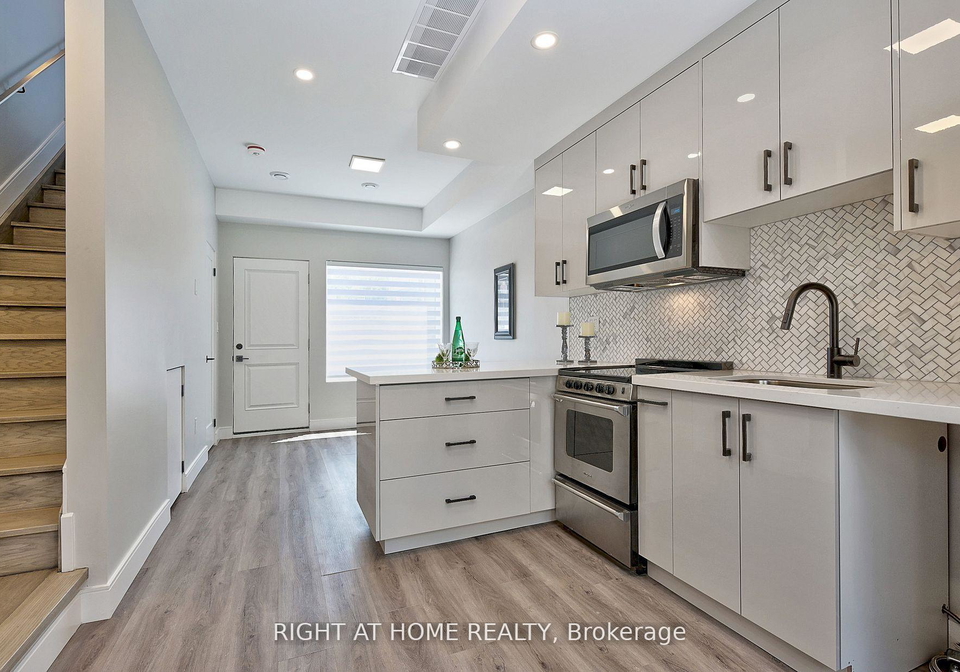131-brock-avenue-toronto-ontario-c13454498
