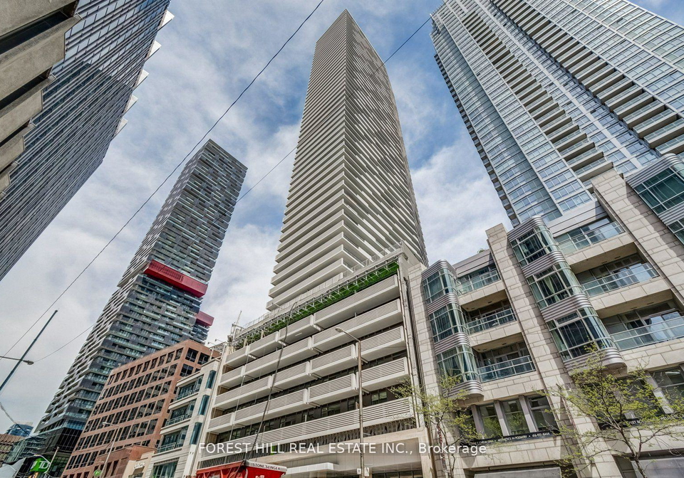 2221-yonge-street-toronto-ontario-c13454596
