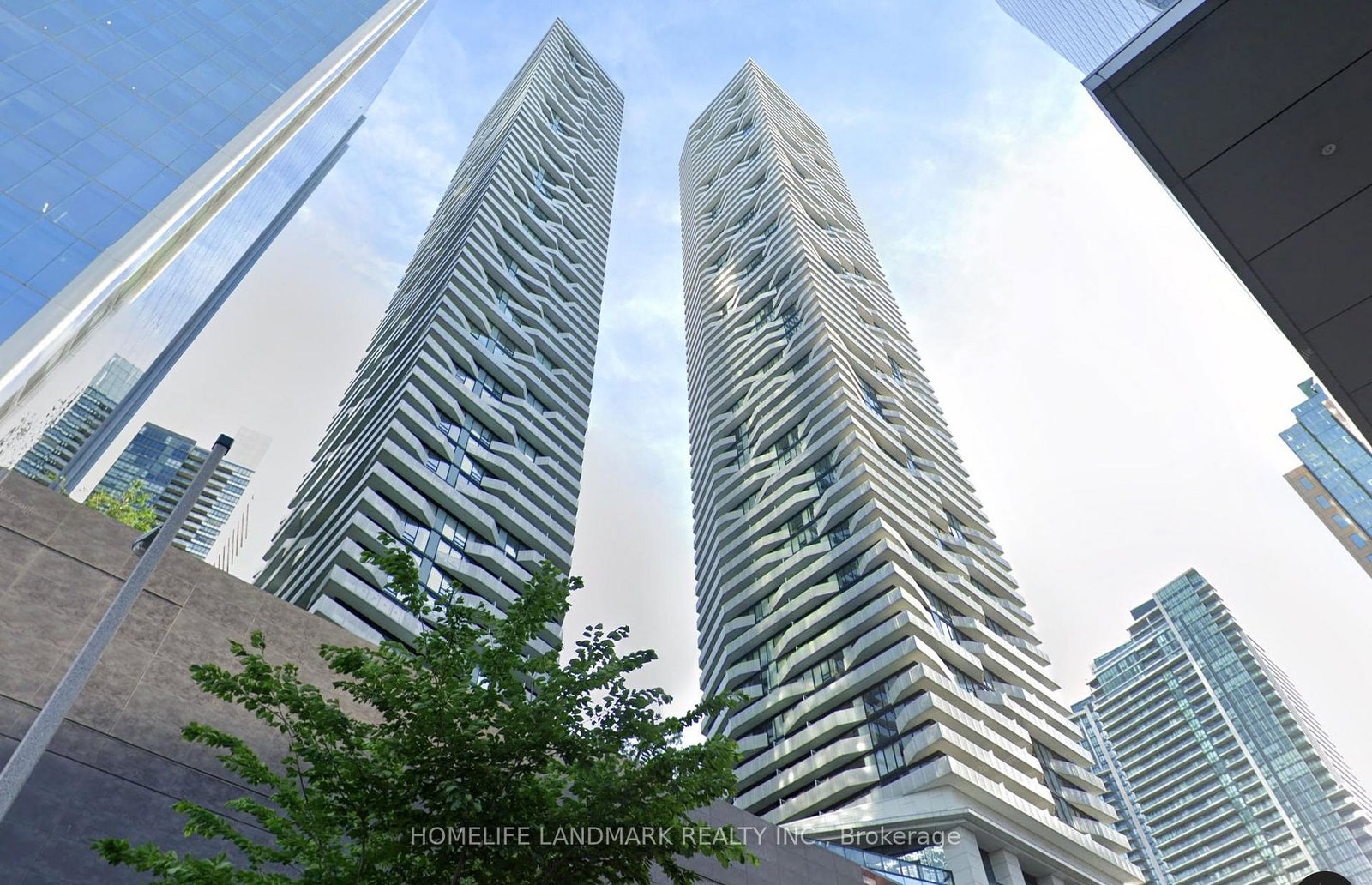 100-harbour-street-toronto-ontario-c13454662