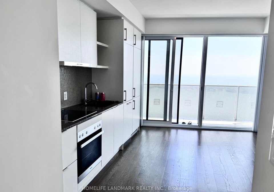 100-harbour-street-toronto-ontario-c13454662