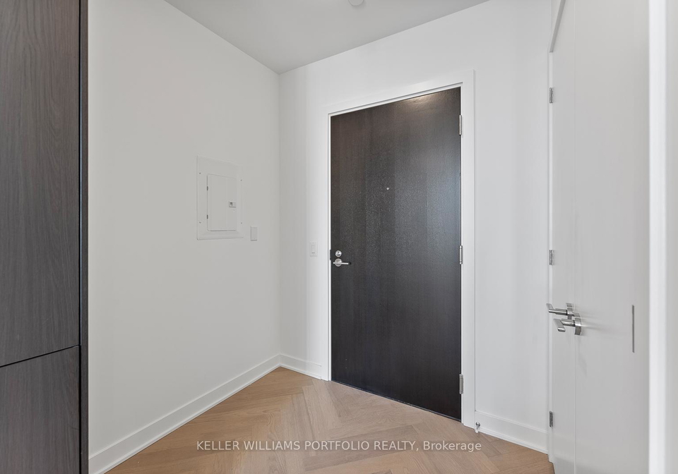 11-yorkville-avenue-toronto-ontario-c13454740