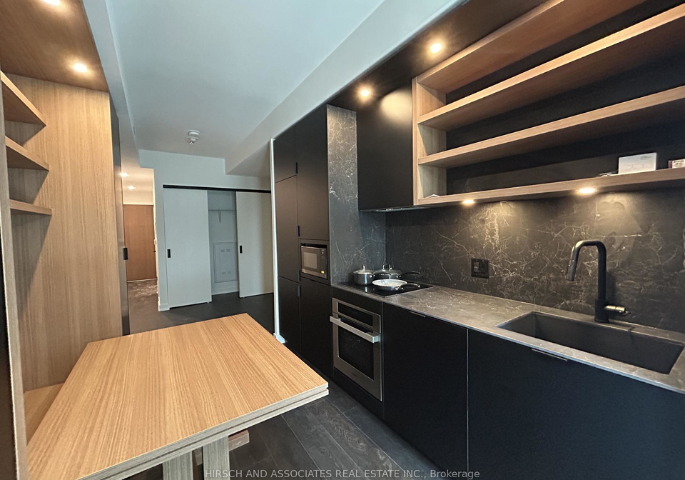 55-charles-street-e-toronto-ontario-c13454838