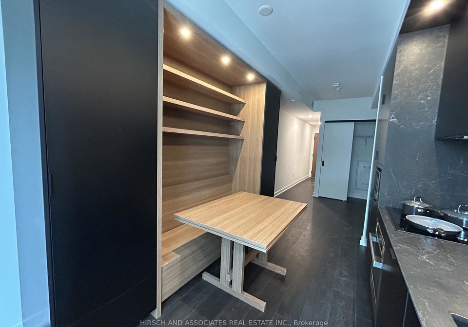 55-charles-street-e-toronto-ontario-c13454838