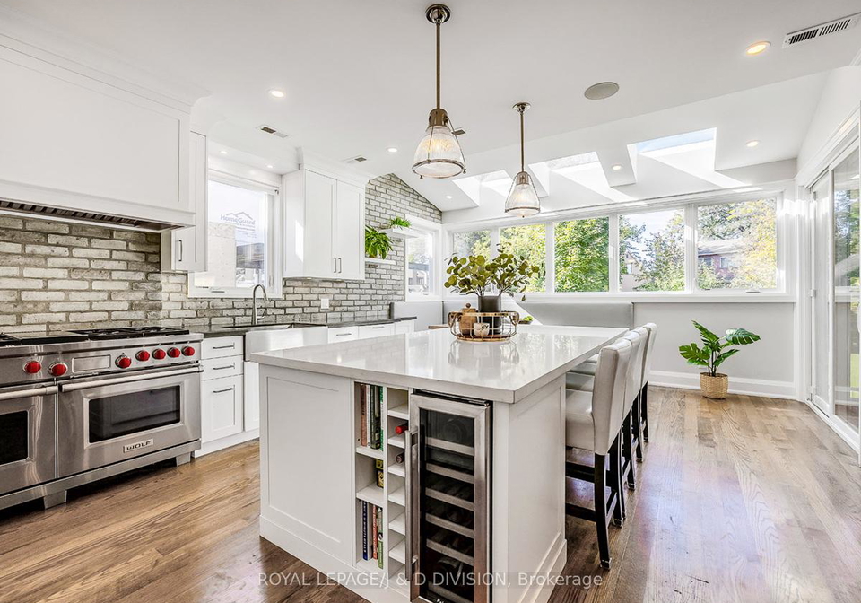 30-broadleaf-road-north-york-ontario-c13455046