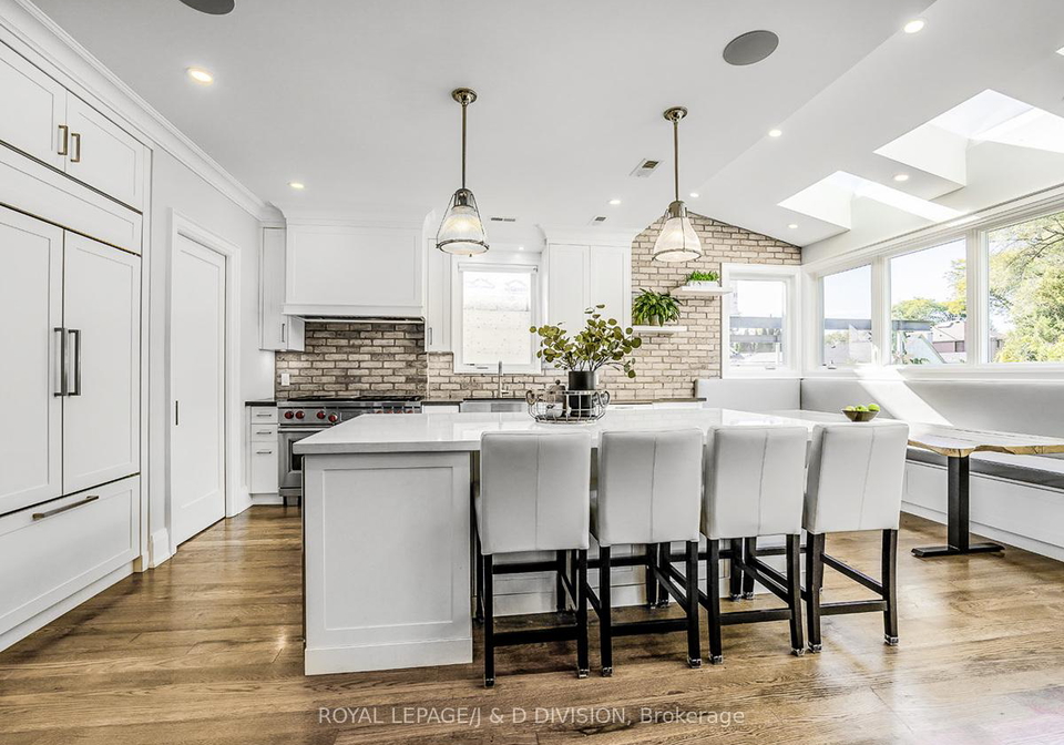 30-broadleaf-road-north-york-ontario-c13455046