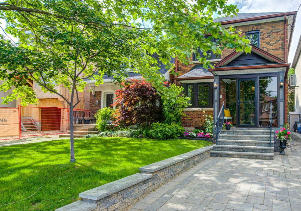62-roe-avenue-toronto-ontario-c13455276