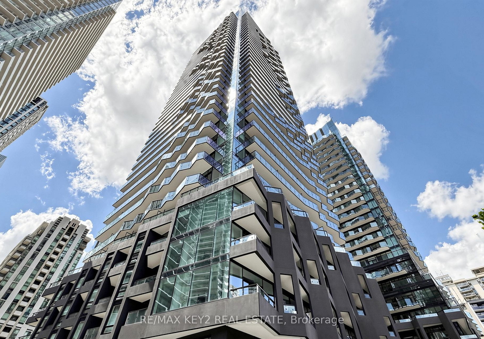 110-broadway-avenue-toronto-ontario-c13455410