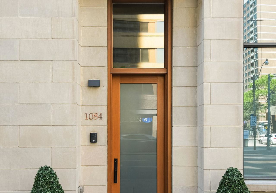 1084-bay-street-toronto-ontario-c13455544