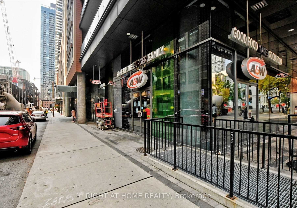 8-mercer-street-toronto-ontario-c13455680