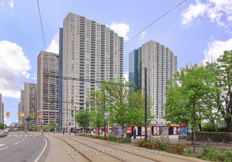 77-harbour-square-toronto-ontario-c13456438