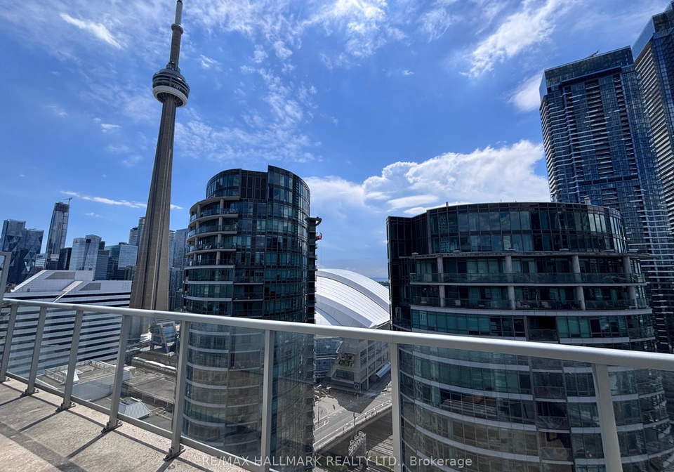 352-front-street-w-toronto-ontario-c13456578