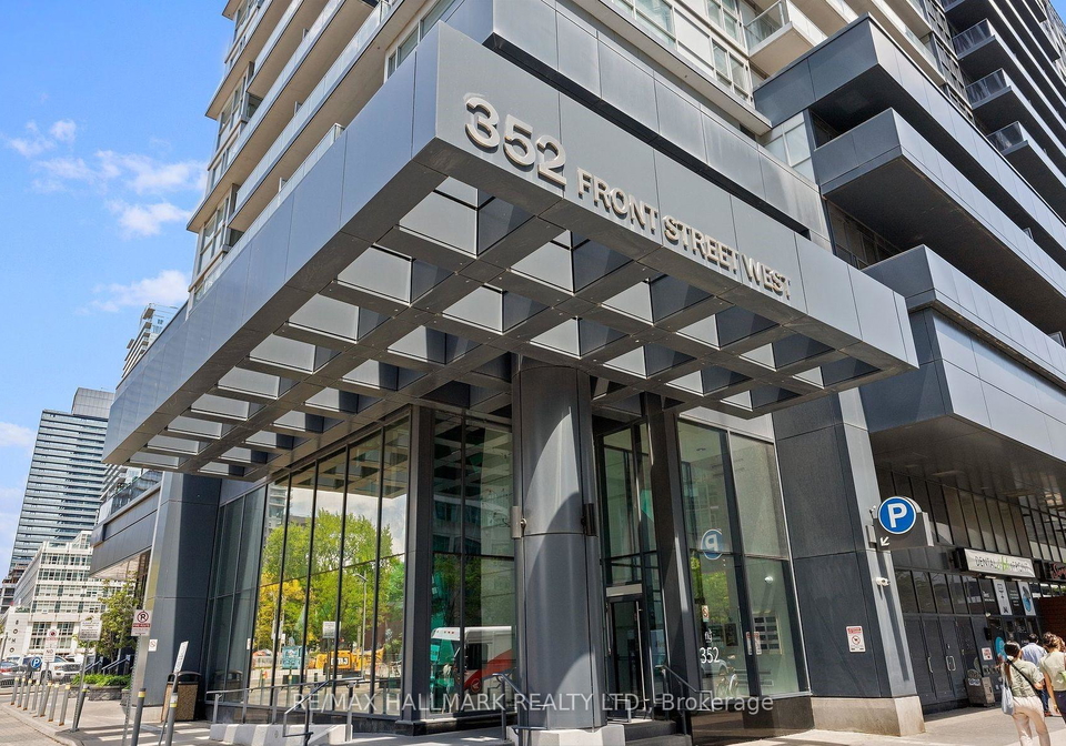 352-front-street-w-toronto-ontario-c13456578