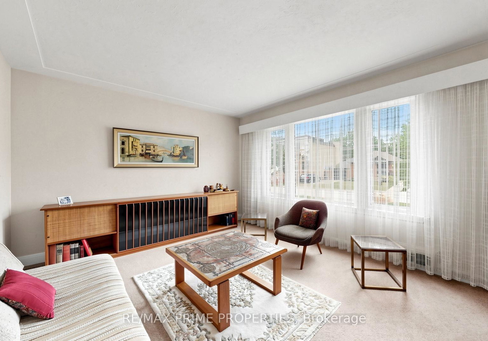 33-irvington-crescent-north-york-ontario-c13456926
