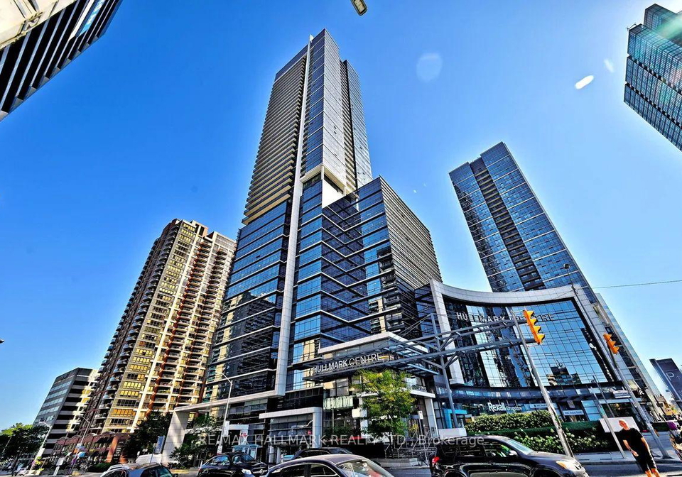5-sheppard-avenue-e-north-york-ontario-c13457064