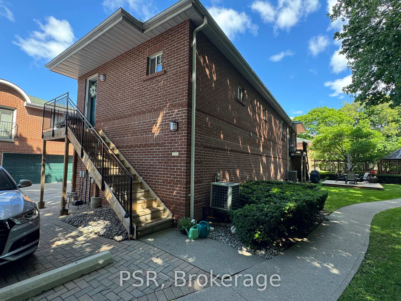 1361-bayview-avenue-east-york-ontario-c13457166