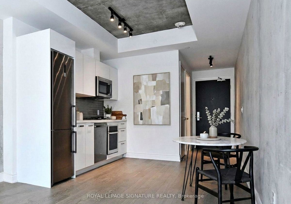 608-richmond-street-w-toronto-ontario-c13457336