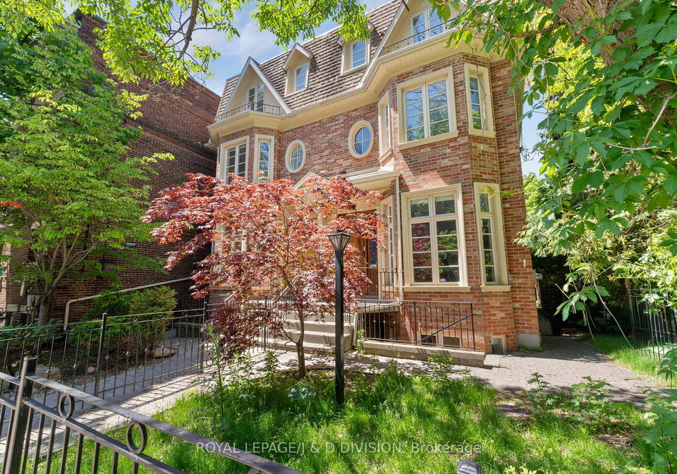 8-huntley-street-toronto-ontario-c13457544