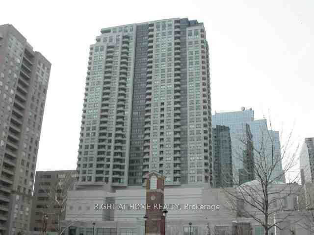 8-hillcrest-avenue-north-york-ontario-c13457590