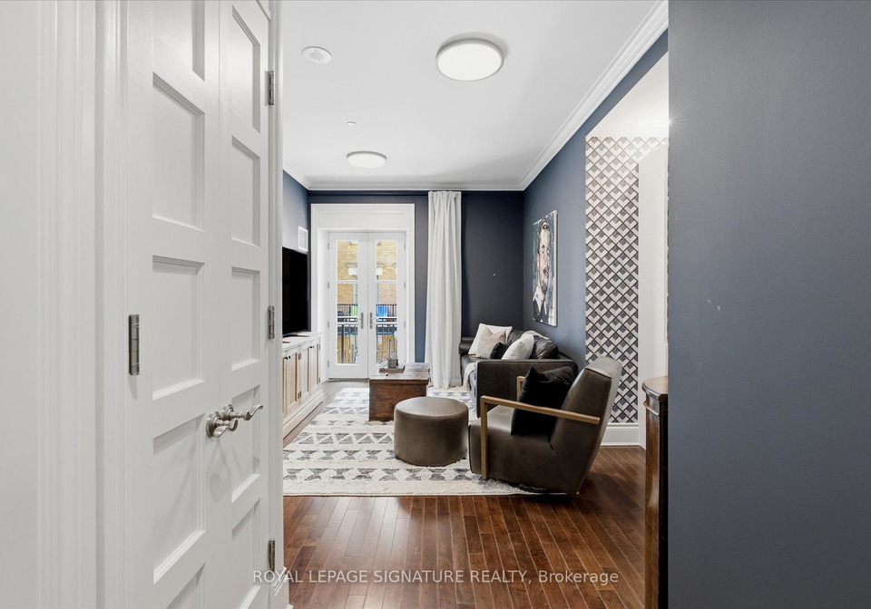 22-leader-lane-toronto-ontario-c13457694