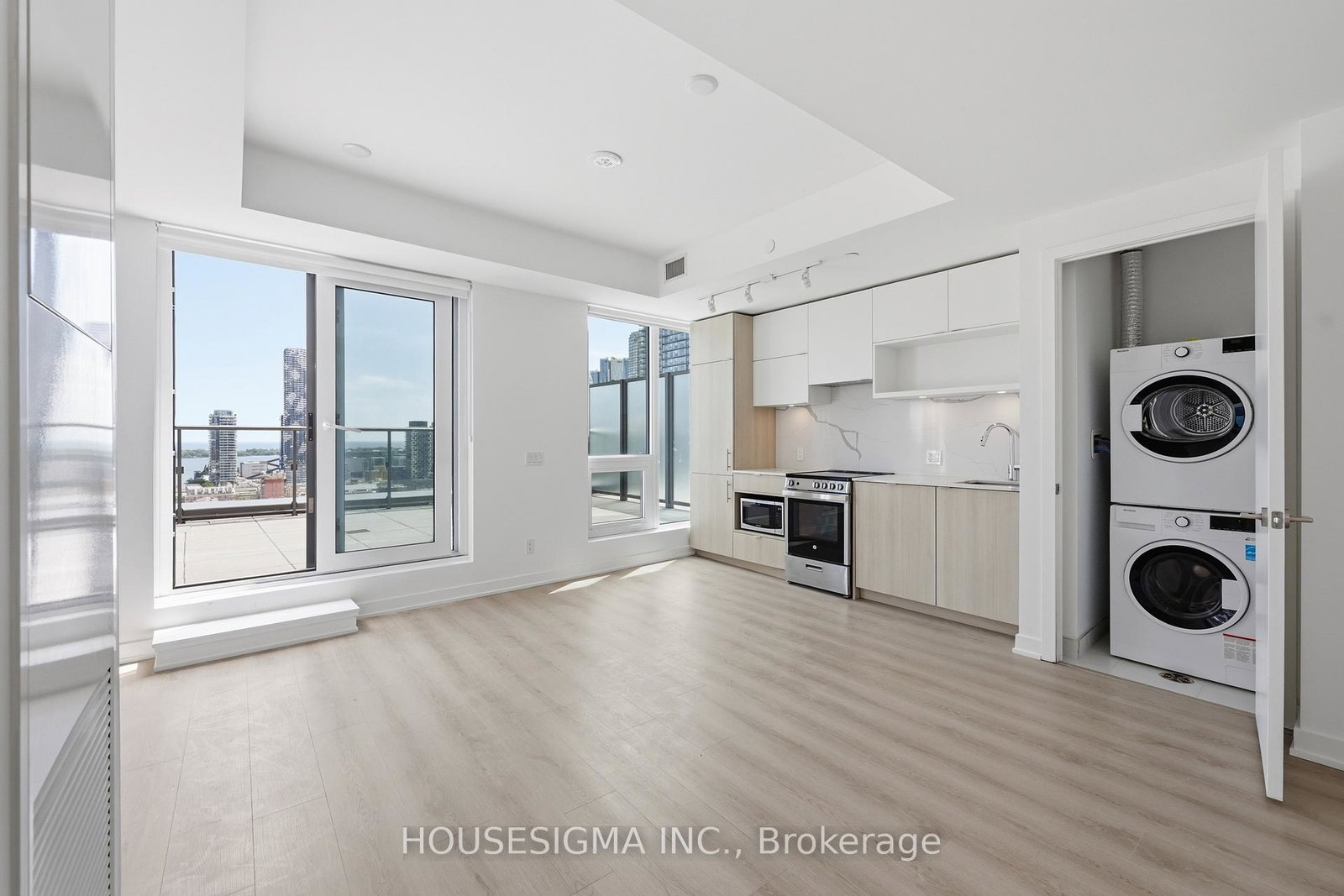 100-queen-street-e-toronto-ontario-c13457730