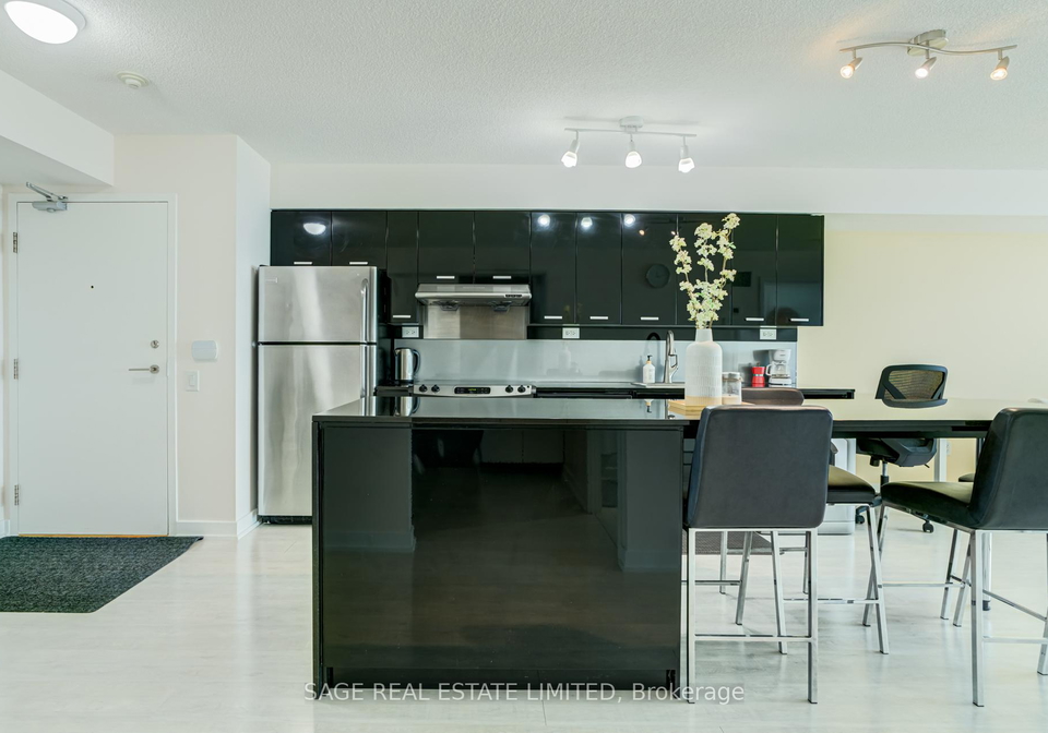 29-singer-court-north-york-ontario-c13457976