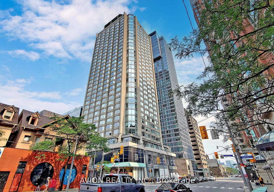 155-yorkville-avenue-toronto-ontario-c13458038