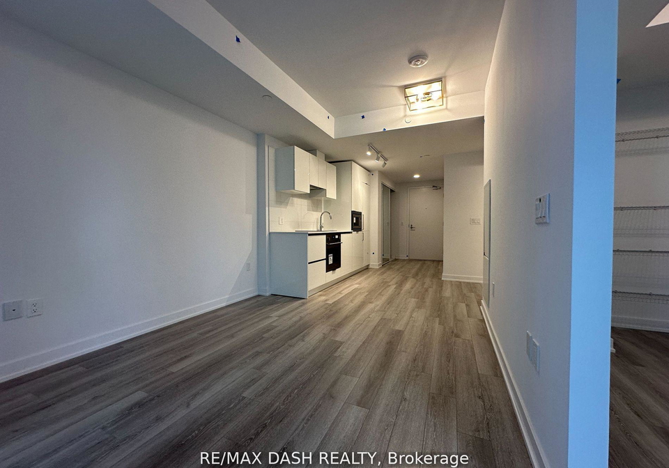 230-simcoe-street-toronto-ontario-c13458138