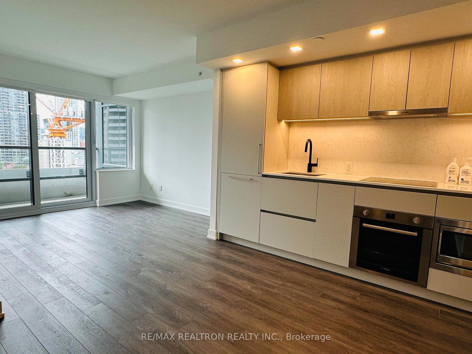 609-sherbourne-street-toronto-ontario-c13458262