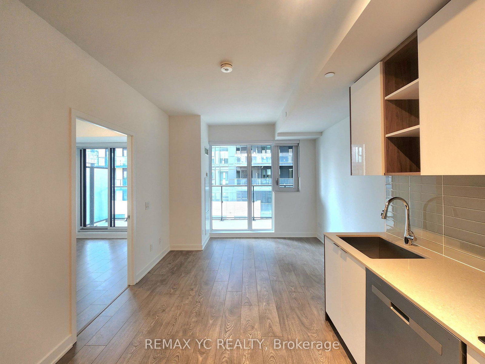 543-richmond-street-w-toronto-ontario-c13458278