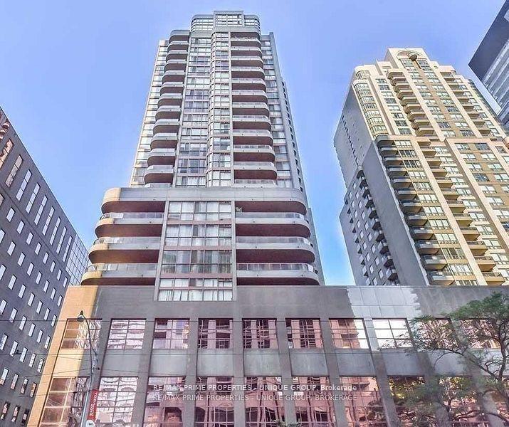 736-bay-street-toronto-ontario-c13458336