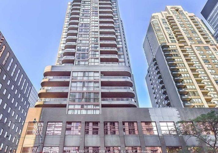 736-bay-street-toronto-ontario-c13458336