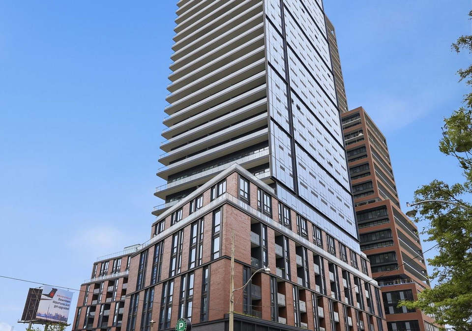 35-parliament-street-toronto-ontario-c13458346