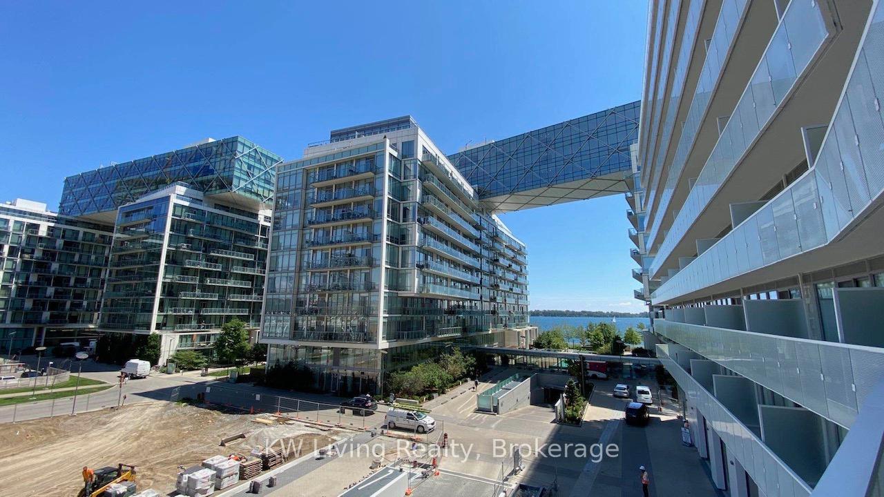 15-queens-quay-e-toronto-ontario-c13458426