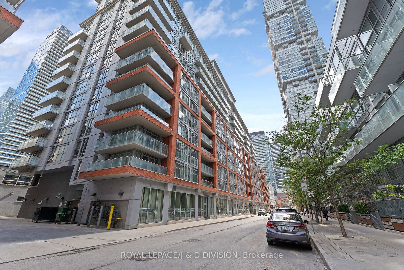 21-nelson-street-toronto-ontario-c13458670