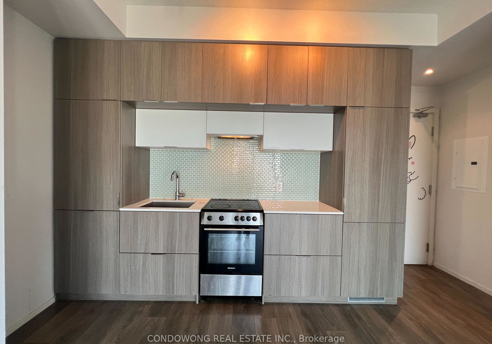 159-dundas-street-e-toronto-ontario-c13458772
