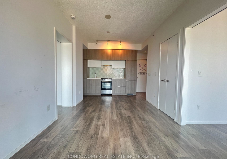159-dundas-street-e-toronto-ontario-c13458772