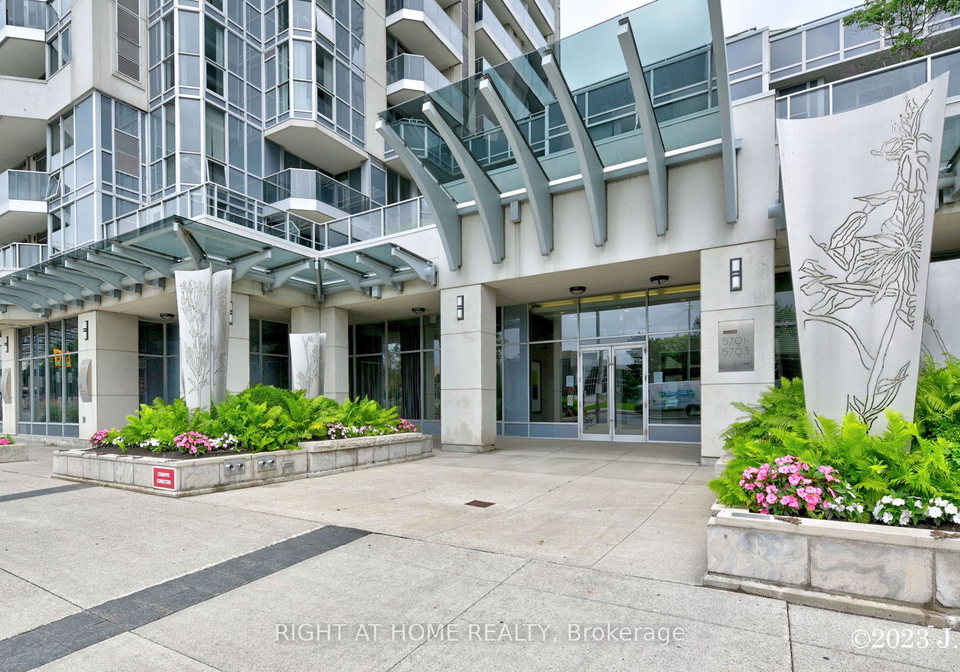 5793-yonge-street-north-york-ontario-c13459030