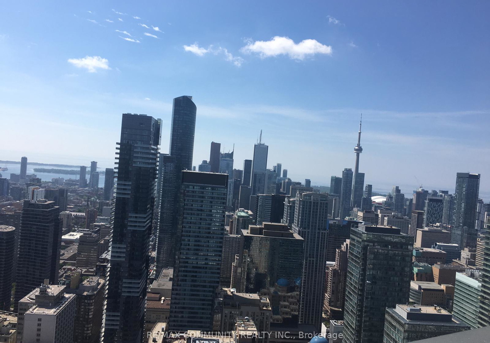 11-wellesley-street-w-toronto-ontario-c13459078
