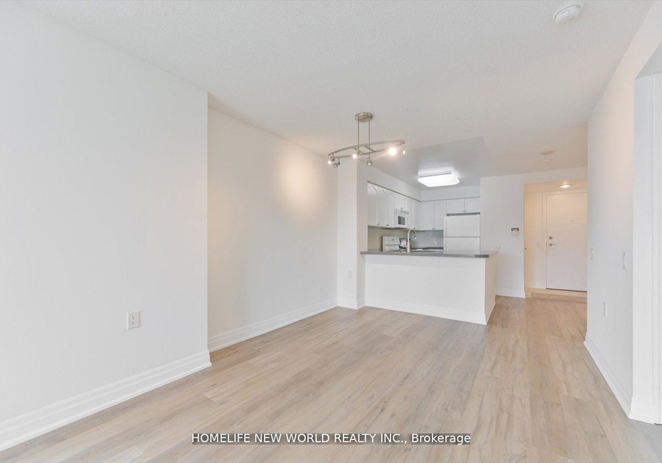 21-hillcrest-avenue-north-york-ontario-c13459126